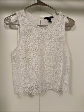 FOREVER 21 White Floral Lace Sleeveless Tank Crop Top
